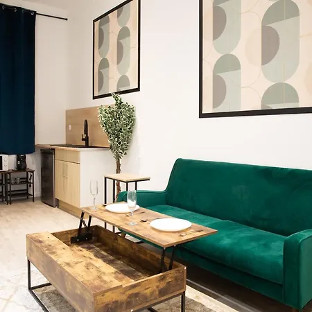 Apartment Ng Suitehome: Barbieux Retreat With Balneo & Netflix Roubaix